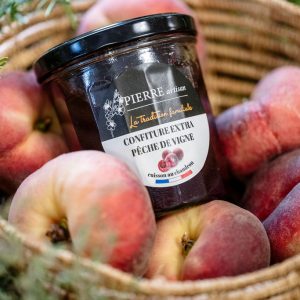 Confiture extra de pêche de vigne